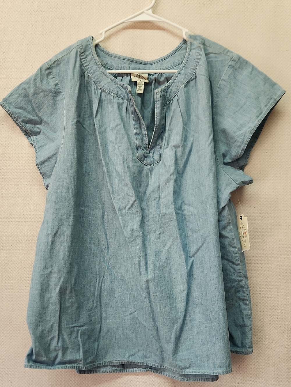 St. John's Bay Light Blue Chambray Split-Neck Short Sleeve Tunic